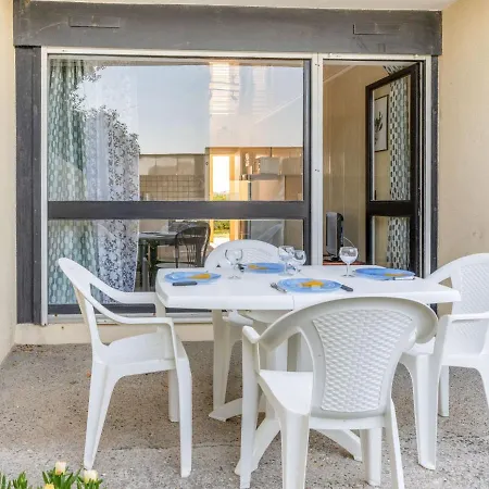Daire Les Oceanides-4 By Interhome